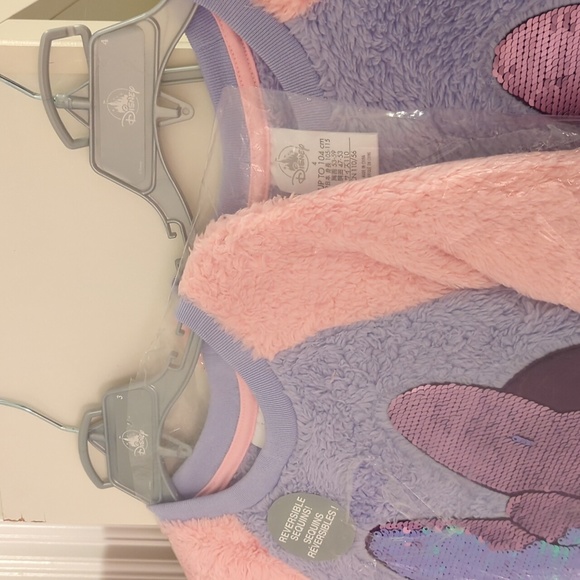 Disney Minnie Mouse Pajamas - Picture 3 of 4